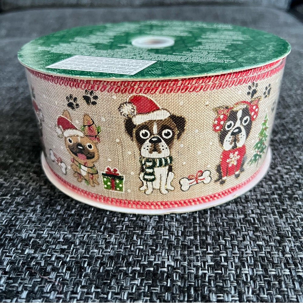NWT Kirkland Wire Edge Ribbon Christmas Dogs 50 Yards